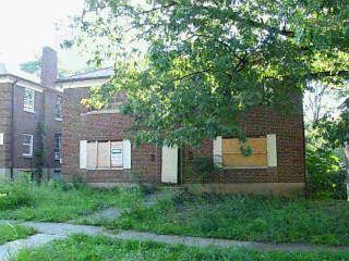 3142 Bracken Woods Ln #L, Cincinnati, OH 45211
