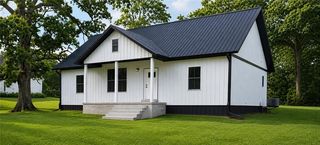 201 Linn St, Trenton, MO 64683