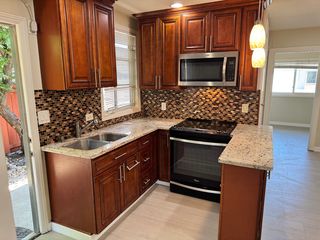 3218 Windsor Pl #B, Concord, CA 94518