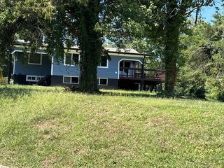 516 Delaware Ave, Oak Ridge, TN 37830