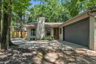 25 Hornbill Ct, Spring, TX 77380