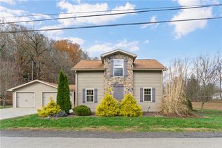 130 Hampton Rd, Mill Run, PA 15464