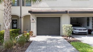 15218 Sunny Day Dr, Bradenton, FL 34211