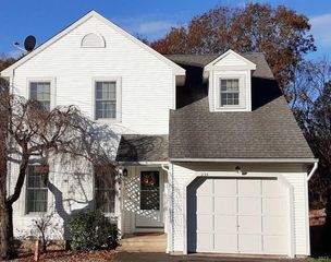 235 Lakeside Boulevard East, Waterbury, CT 06708