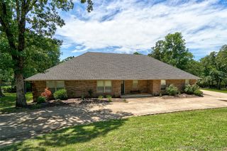 205 S  Morrison Dr, Ada, OK 74820