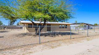 2312 S  Plumer Ave, Tucson, AZ 85713