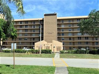 4550 NW 18th Avenue #403, Deerfield Beach, FL 33442