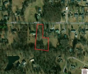 504 Walnut Dr, Paducah, KY 42003