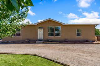 4411 Carlton St NW, Albuquerque, NM 87107