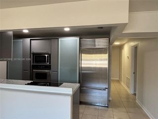 543 SW 61st Ter, Pompano Beach, FL 33068