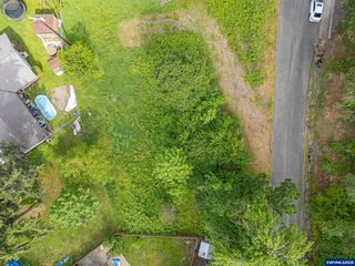 1109 N  Scenic View Dr, Stayton, OR 97383
