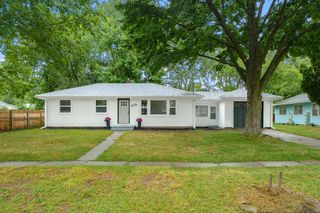 235 Connecticut Dr, Portage, MI 49024