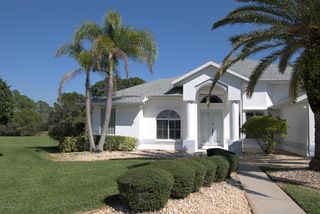 752 Sandhill Crane Ct, Rockledge, FL 32955