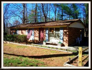 64 Short St, North Wilkesboro, NC 28659