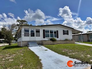 2482 Harcourt Ter, Orange City, FL 32763