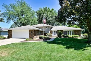 15231 S  Meadow Ln, Plainfield, IL 60544