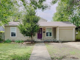 4033 Curzon Ave, Fort Worth, TX 76107