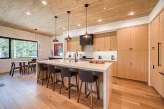 224 Palisades Cir, Olympic Valley, CA 96146