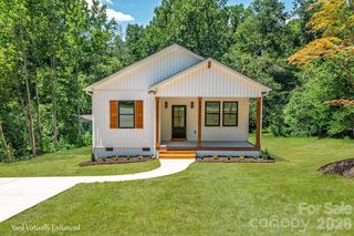 405 E  Hill Dr, Cherryville, NC 28021