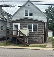 69 Greene St, Buffalo, NY 14206