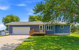 303 NW Hoover St, Keota, IA 52248