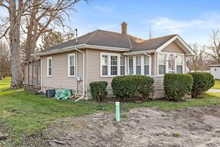 5001 W  45th Ave, Gary, IN 46408