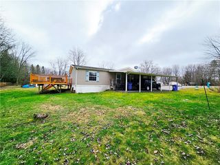 1612 Hennessey Rd #1, Ontario, NY 14519