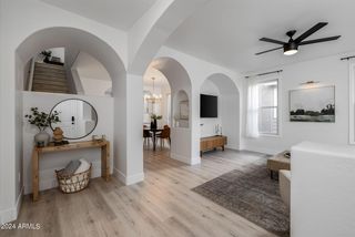 3868 S WINTER Lane, Gilbert, AZ 85297