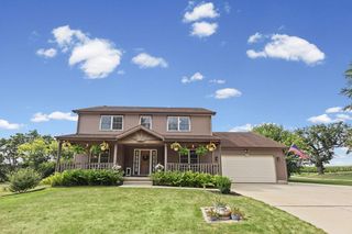 N1510 S Geneva AVENUE, Lake Geneva, WI 53147