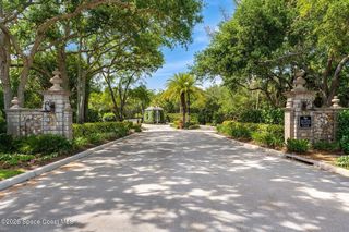 9200 E  Marsh Island Dr, Vero Beach, FL 32963
