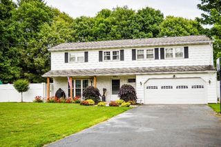 590 E  Wayne St, Corry, PA 16407