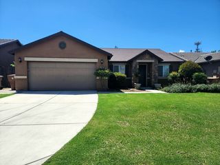 11603 Trabancos Dr, Bakersfield, CA 93311