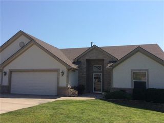 929 Redwood Cir, Liberty, MO 64068