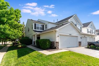 2404 Golf Ridge Cir #2404, Naperville, IL 60563
