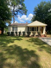 2017 W  Broad Ave, Albany, GA 31707