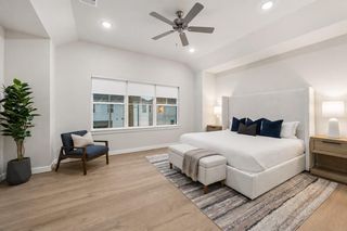 6346 Paddington Bend Dr, Houston, TX 77008