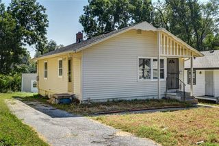 4517 Lawn Ave, Kansas City, MO 64130