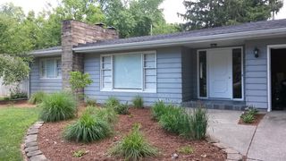 1279 Pontiac Rd, Benton Harbor, MI 49022