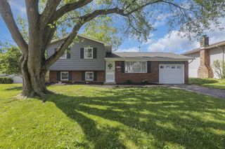 2433 Yates Ave, Grove City, OH 43123