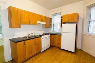 5700 S  Blackstone Ave, Chicago, IL 60637