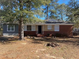 800 Goodson Dr, Columbus, GA 31907