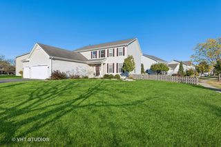 322 W  Arden Ln, Round Lake, IL 60073