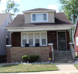 14118 Mayfield St, Detroit, MI 48205