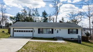 16 Mist Hill Drive, Brookfield, CT 06804