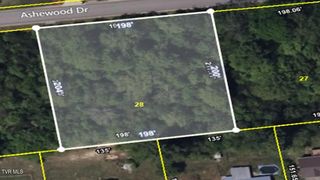 108 Ashewood Dr, Bristol, TN 37620