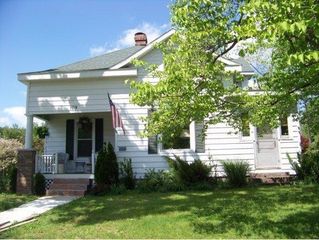 109 Agnes St, Crane, MO 65633