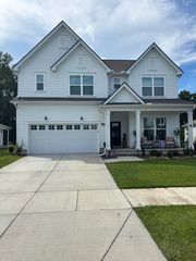 367 Dendron Dr, Richmond Hill, GA 31324