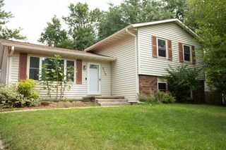 5113 Schubert St, Ames, IA 50014