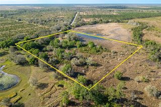 2954 Silver Lake Rd, Labelle, FL 33935