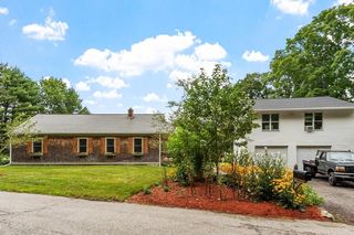 16-18 Curboy Rd, Sturbridge, MA 01566